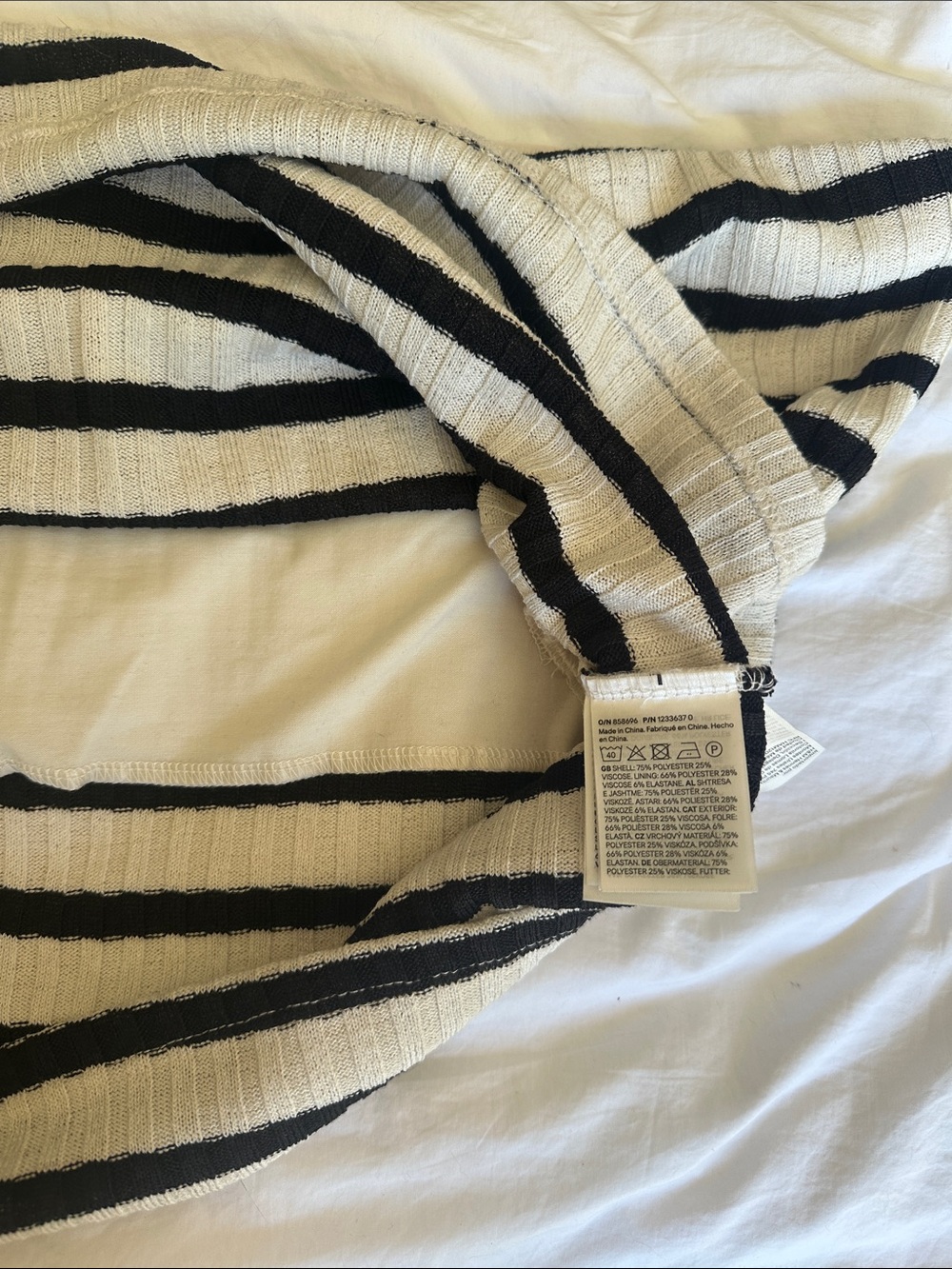H&M Black & White Striped Ribbed knit tube top - Picture 3 of 5
